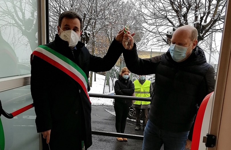 L'inaugurazione del nuovo ambulatorio e della sede comunale a Cuccaro
